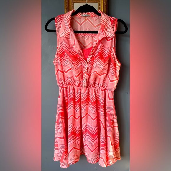 Coral sleeveless dress - Picture 6 of 10